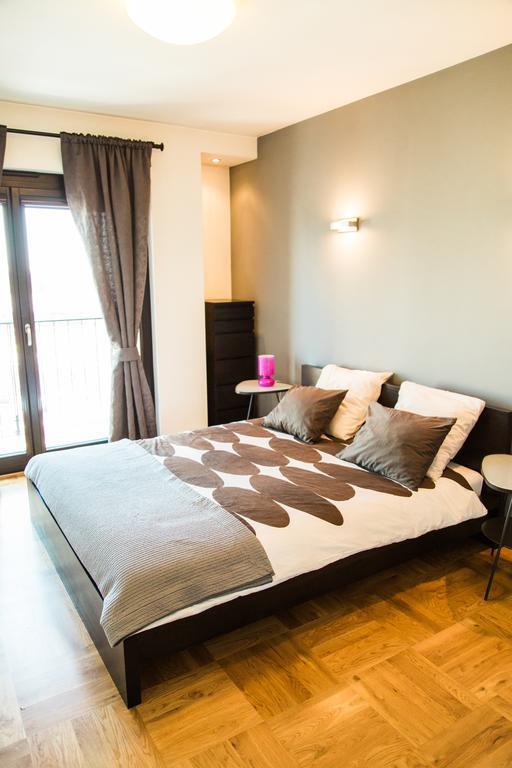 Modern Apartment In City Center Krakkó Kültér fotó