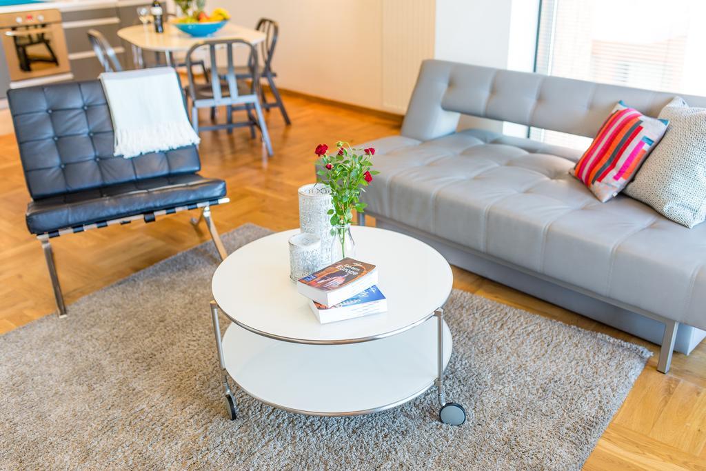 Modern Apartment In City Center Krakkó Kültér fotó