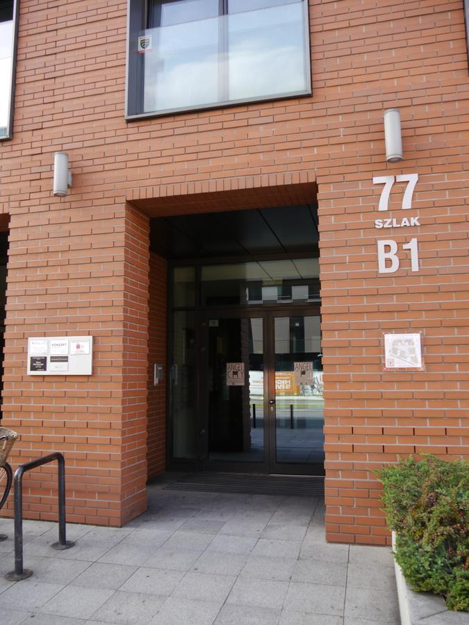 Modern Apartment In City Center Krakkó Kültér fotó